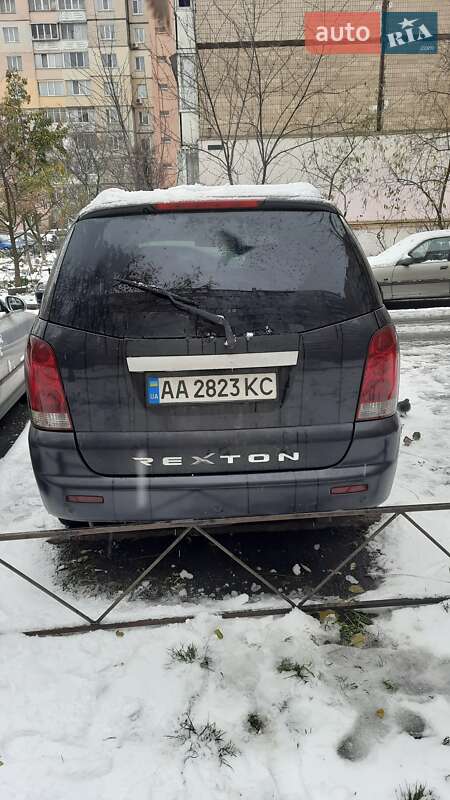 Внедорожник / Кроссовер SsangYong Rexton 2005 в Киеве