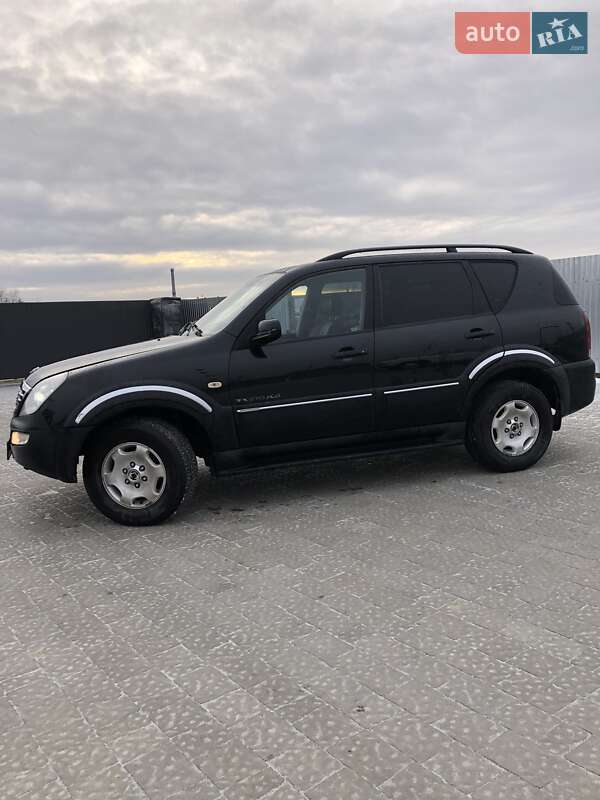 Позашляховик / Кросовер SsangYong Rexton 2005 в Львові