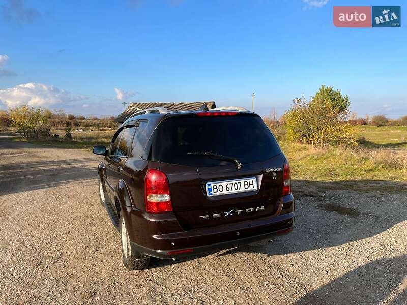 Внедорожник / Кроссовер SsangYong Rexton 2009 в Тернополе фото 5 Внедорожник / Кроссовер SsangYong Rexton 2009 в Тернополе