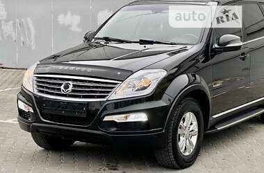 Позашляховик / Кросовер SsangYong Rexton 2014 в 