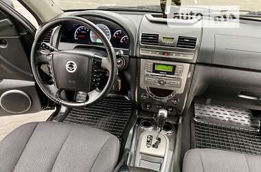 Позашляховик / Кросовер SsangYong Rexton 2014 в 