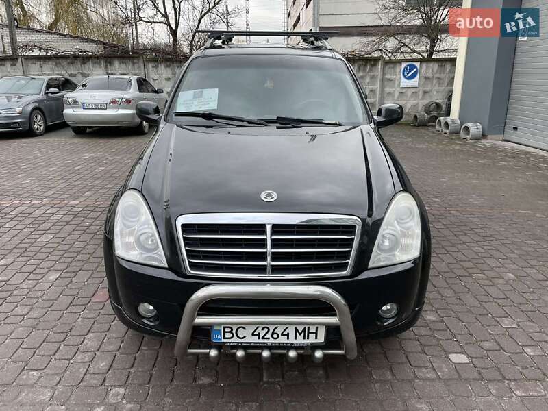 Позашляховик / Кросовер SsangYong Rexton 2008 в Львові