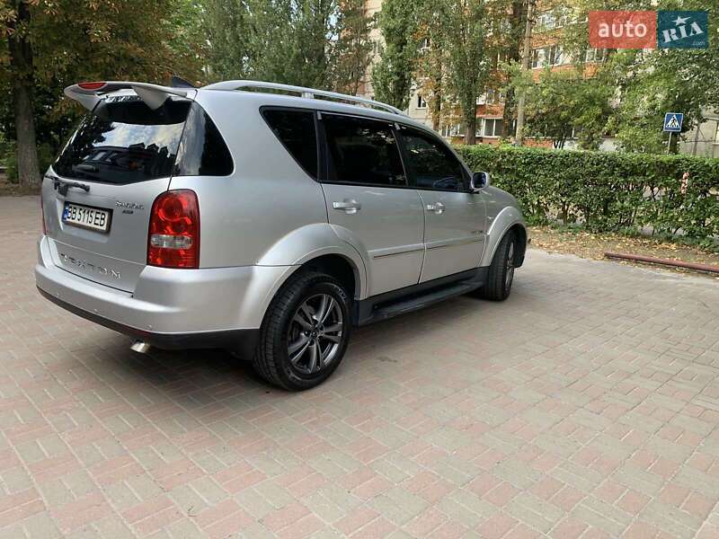 Позашляховик / Кросовер SsangYong Rexton 2011 в Києві