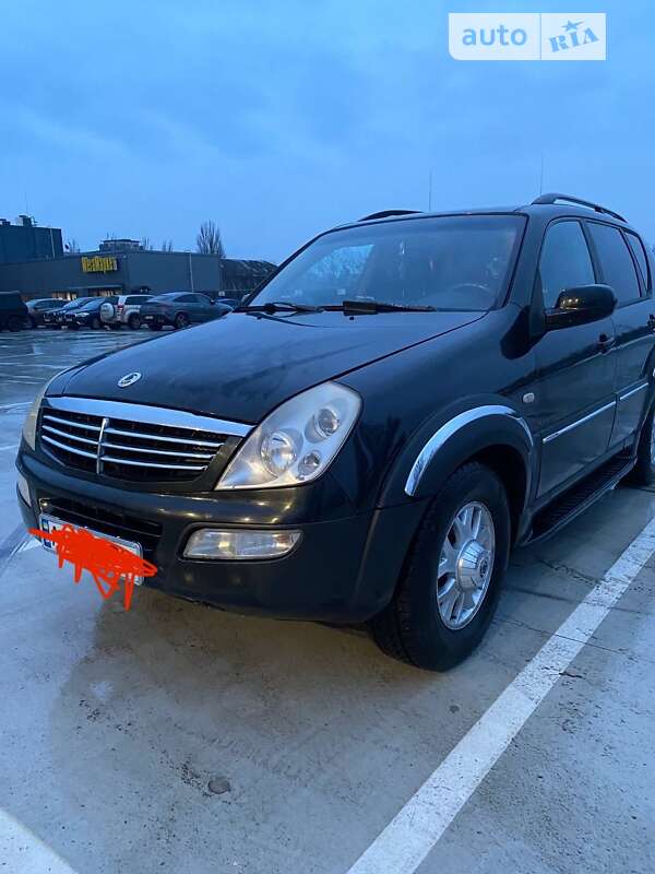 Внедорожник / Кроссовер SsangYong Rexton 2004 в Киеве