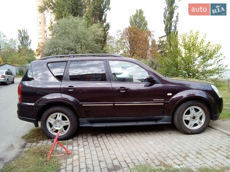 Позашляховик / Кросовер SsangYong Rexton 2008 в Києві