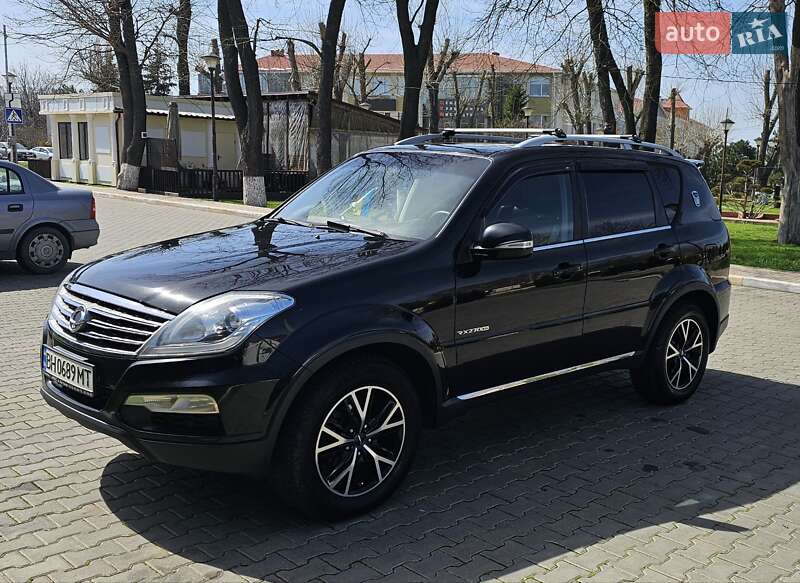 Позашляховик / Кросовер SsangYong Rexton 2012 в Ужгороді