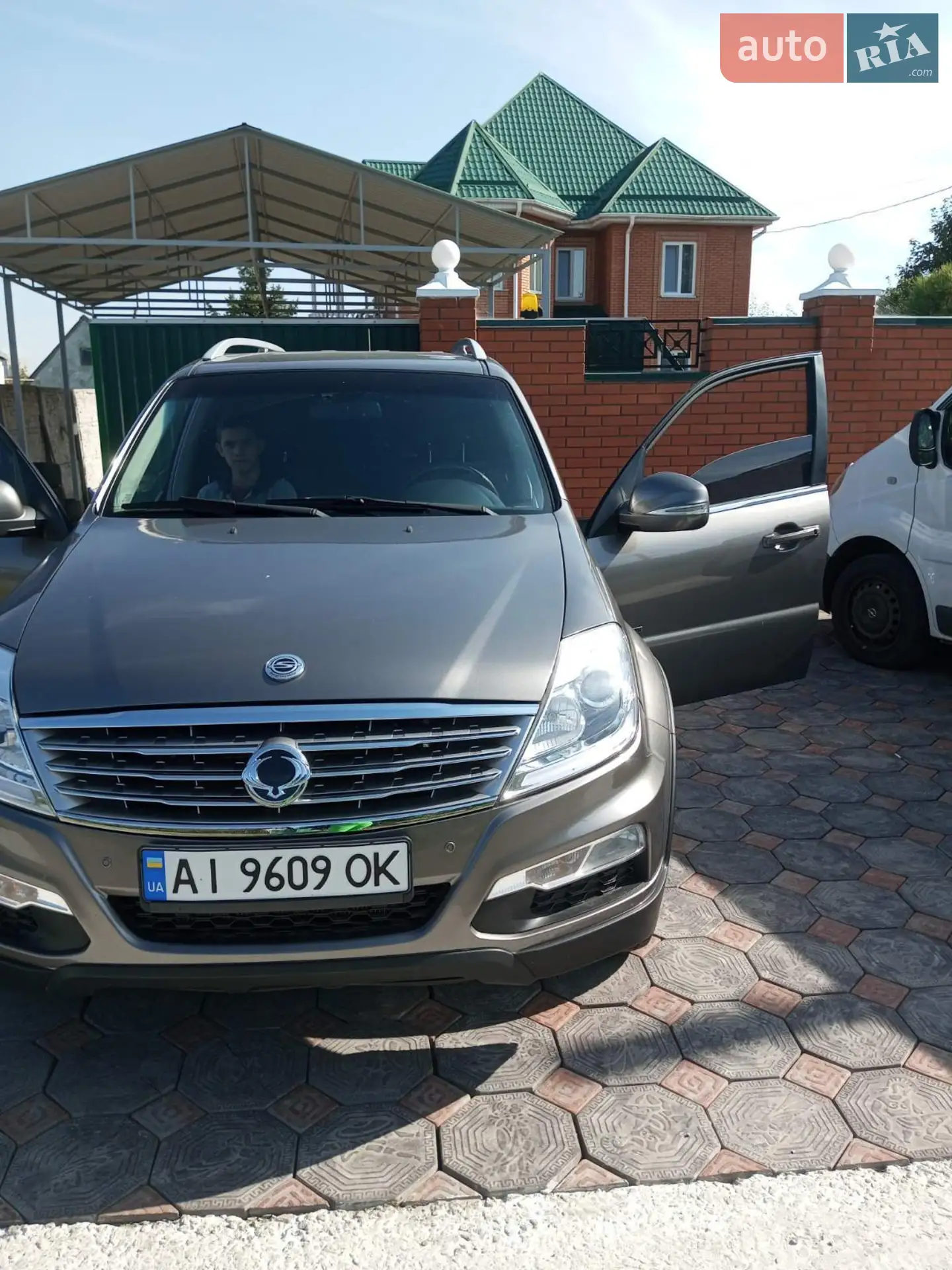 2012 SsangYong Rexton - мініатюра 2