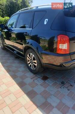 Внедорожник / Кроссовер SsangYong Rexton 2013 в 