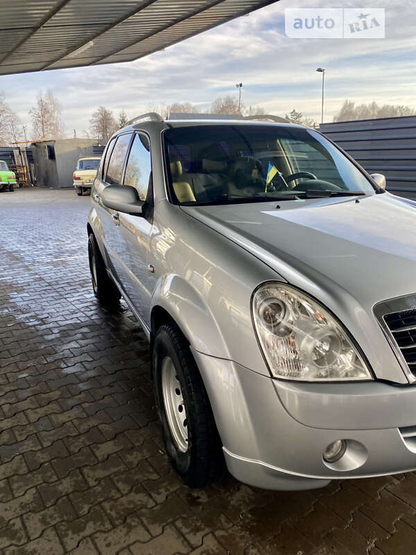 Внедорожник / Кроссовер SsangYong Rexton 2009 в Сумах фото 7 Внедорожник / Кроссовер SsangYong Rexton 2009 в Сумах