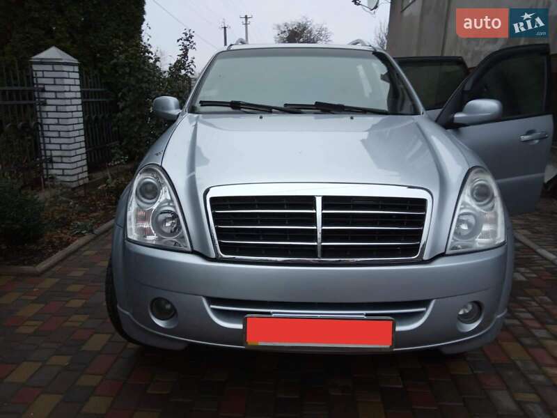Позашляховик / Кросовер SsangYong Rexton 2010 в Кропивницькому