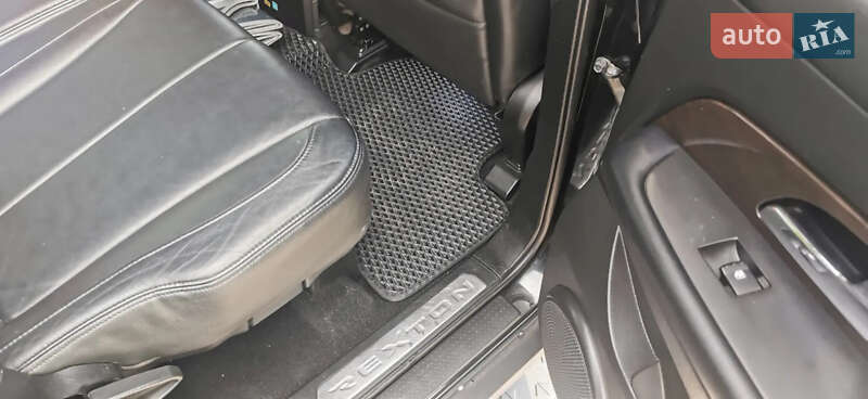 Внедорожник / Кроссовер SsangYong Rexton 2008 в Киеве