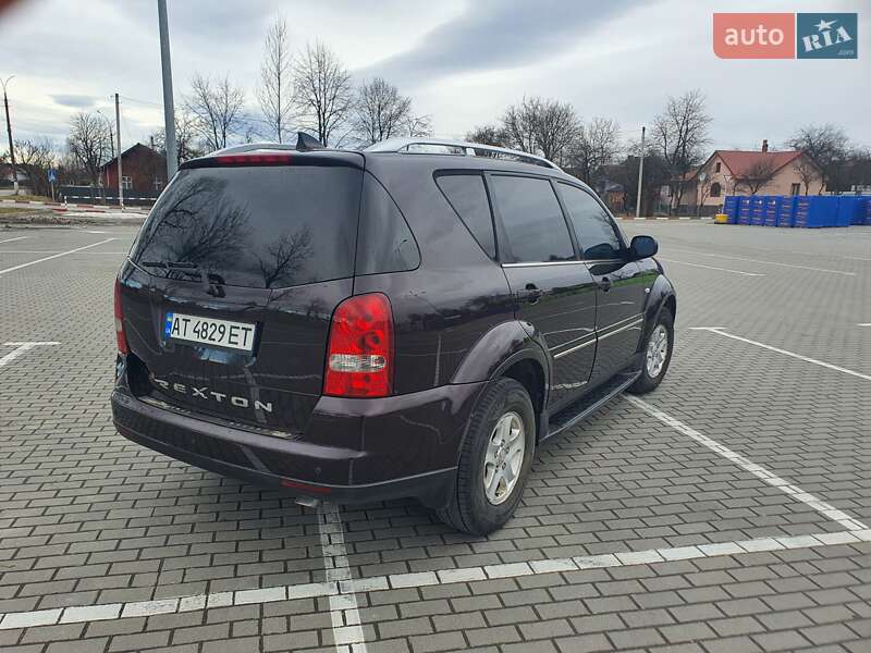 Позашляховик / Кросовер SsangYong Rexton 2011 в Коломиї