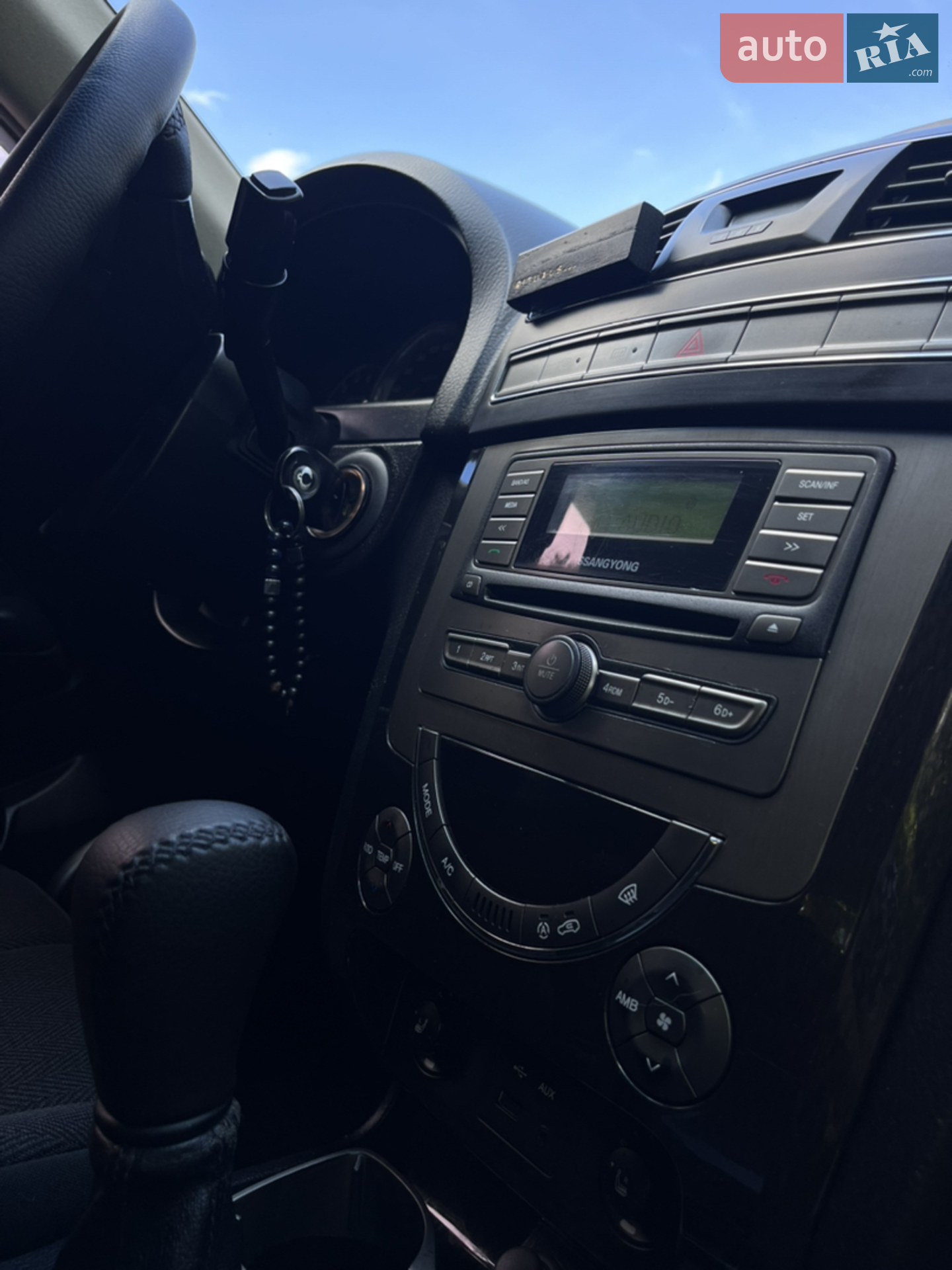 2013 SsangYong Rexton - мініатюра 26