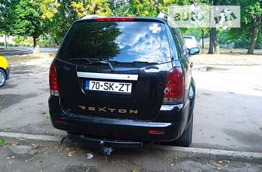 Позашляховик / Кросовер SsangYong Rexton 2006 в 