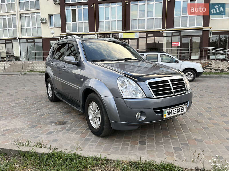 Внедорожник / Кроссовер SsangYong Rexton 2011 в Житомире