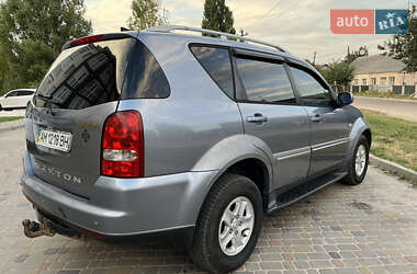 Позашляховик / Кросовер SsangYong Rexton 2011 в 