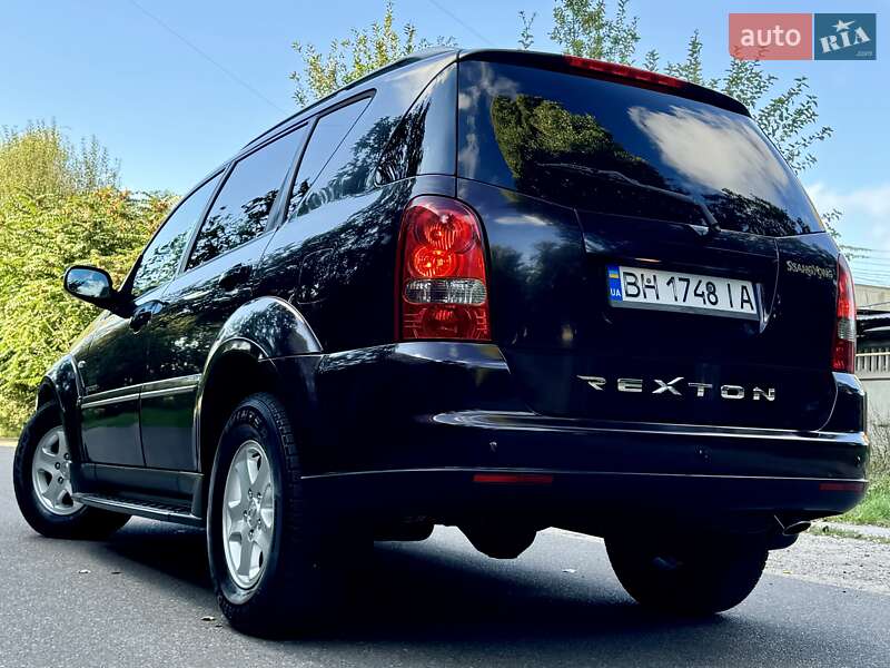Позашляховик / Кросовер SsangYong Rexton 2012 в Одесі