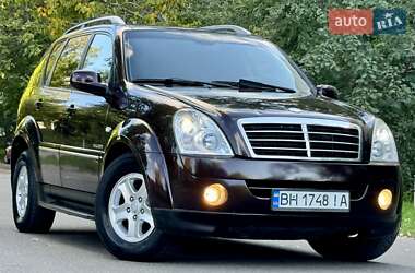 Внедорожник / Кроссовер SsangYong Rexton 2012 в 