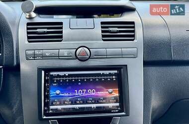 Внедорожник / Кроссовер SsangYong Rexton 2012 в 