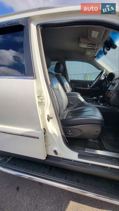 Внедорожник / Кроссовер SsangYong Rexton 2011 в Запорожье
