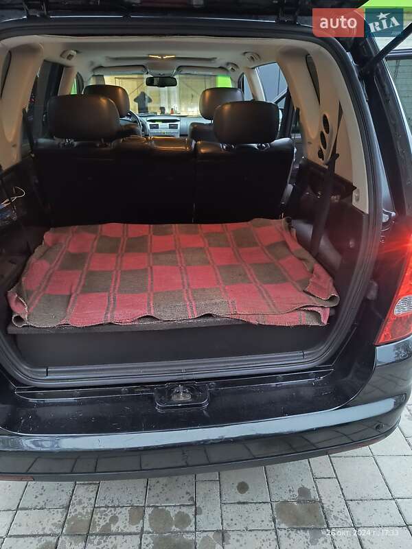 Внедорожник / Кроссовер SsangYong Rexton 2011 в 
