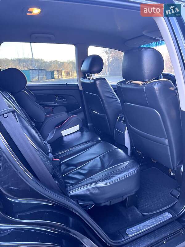 Позашляховик / Кросовер SsangYong Rexton 2012 в Обухові
