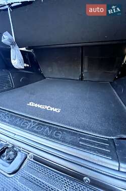 Внедорожник / Кроссовер SsangYong Rexton 2012 в 