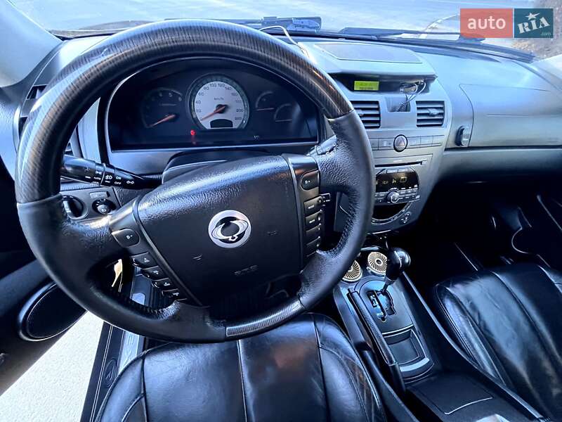 Позашляховик / Кросовер SsangYong Rexton 2012 в Обухові