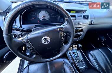 Внедорожник / Кроссовер SsangYong Rexton 2012 в 