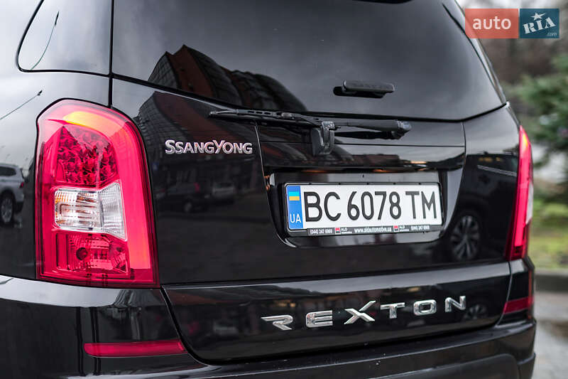 Внедорожник / Кроссовер SsangYong Rexton 2015 в Львове