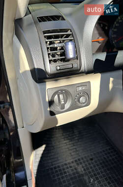 Позашляховик / Кросовер SsangYong Rexton 2008 в 