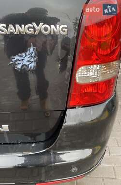 Позашляховик / Кросовер SsangYong Rexton 2008 в 