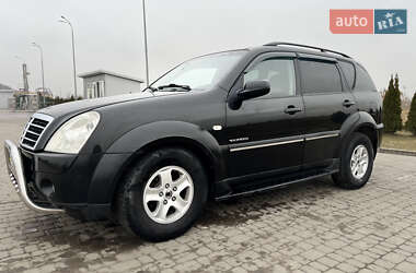 Позашляховик / Кросовер SsangYong Rexton 2007 в 