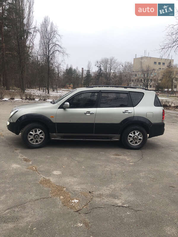 Позашляховик / Кросовер SsangYong Rexton 2002 в Остер