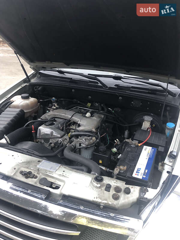 Позашляховик / Кросовер SsangYong Rexton 2002 в Остер