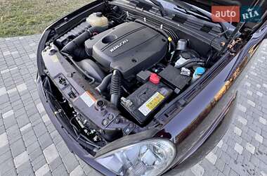 Позашляховик / Кросовер SsangYong Rexton 2012 в 