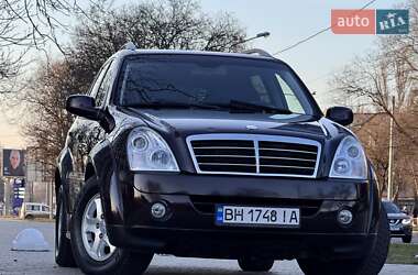 Позашляховик / Кросовер SsangYong Rexton 2012 в 