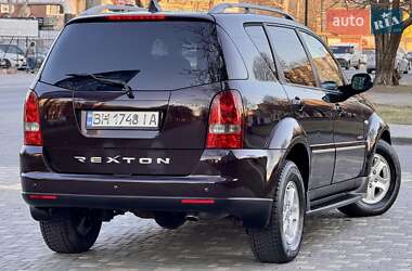 Позашляховик / Кросовер SsangYong Rexton 2012 в 