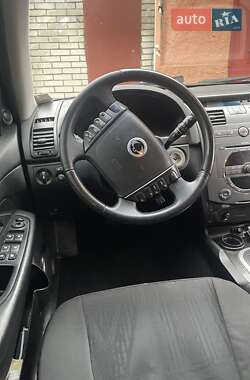 Внедорожник / Кроссовер SsangYong Rexton 2009 в 