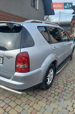 Позашляховик / Кросовер SsangYong Rexton 2010 в 