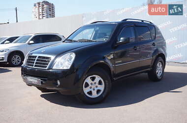 Позашляховик / Кросовер SsangYong Rexton 2008 в 