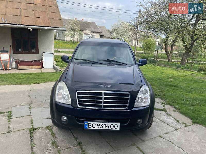 Внедорожник / Кроссовер SsangYong Rexton 2006 в Львове