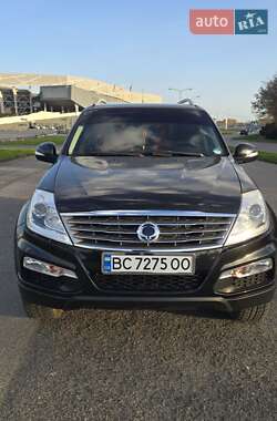 Позашляховик / Кросовер SsangYong Rexton 2012 в Львові