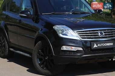 Внедорожник / Кроссовер SsangYong Rexton 2013 в 