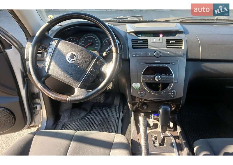 Внедорожник / Кроссовер SsangYong Rexton 2008 в Киеве