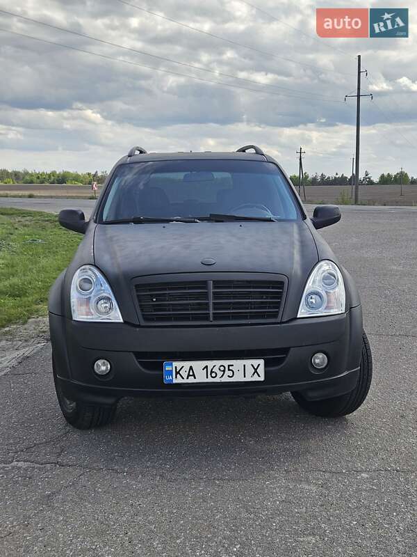 Внедорожник / Кроссовер SsangYong Rexton 2008 в Киеве фото 3 Внедорожник / Кроссовер SsangYong Rexton 2008 в Киеве