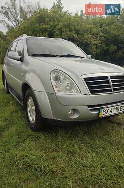 Позашляховик / Кросовер SsangYong Rexton 2010 в 