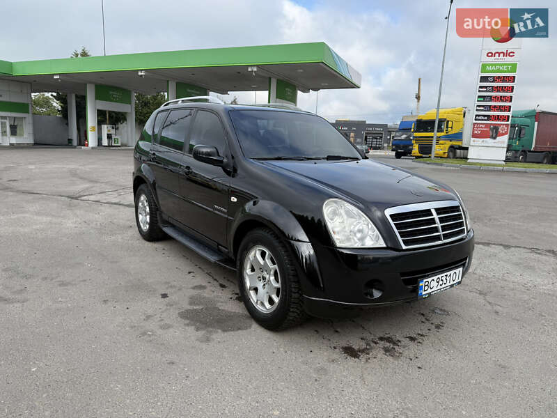 Внедорожник / Кроссовер SsangYong Rexton 2006 в 