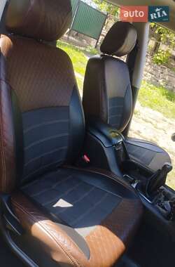 Внедорожник / Кроссовер SsangYong Rexton 2014 в 