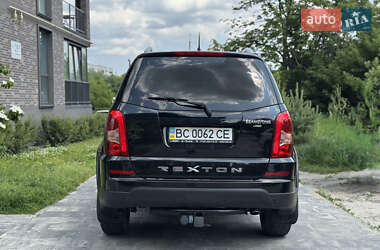 Позашляховик / Кросовер SsangYong Rexton 2014 в 